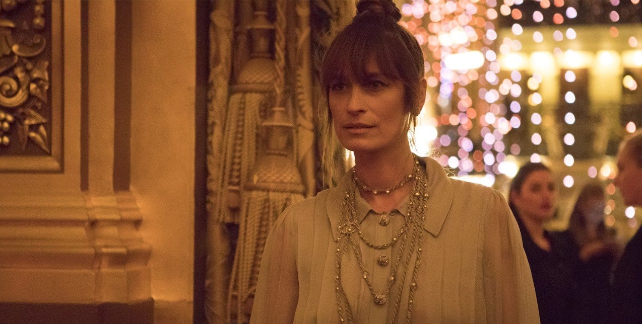 Αυλαία για την Όπερα του Παρισιού με ένα λαμπερό γκαλά