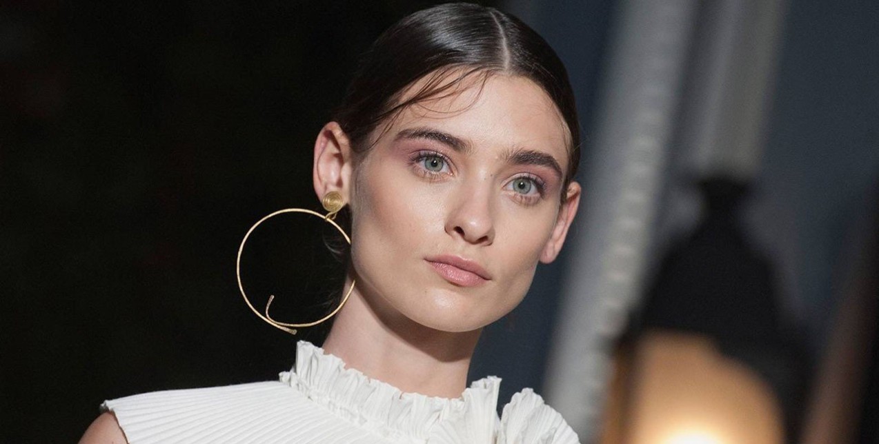 Υγρή σκιά: Η πιο εύκολη και μακράς διάρκειας πρόταση για τα μάτια σας 