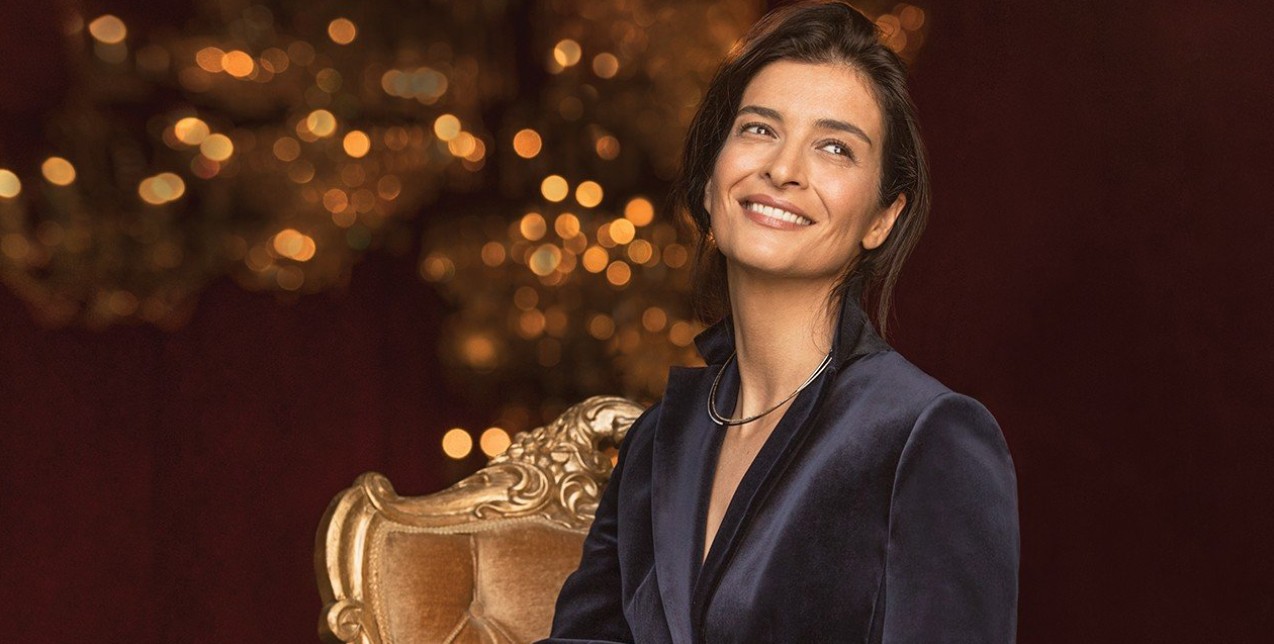 Grecian Grace: Αντιγόνη Κουλουκάκου