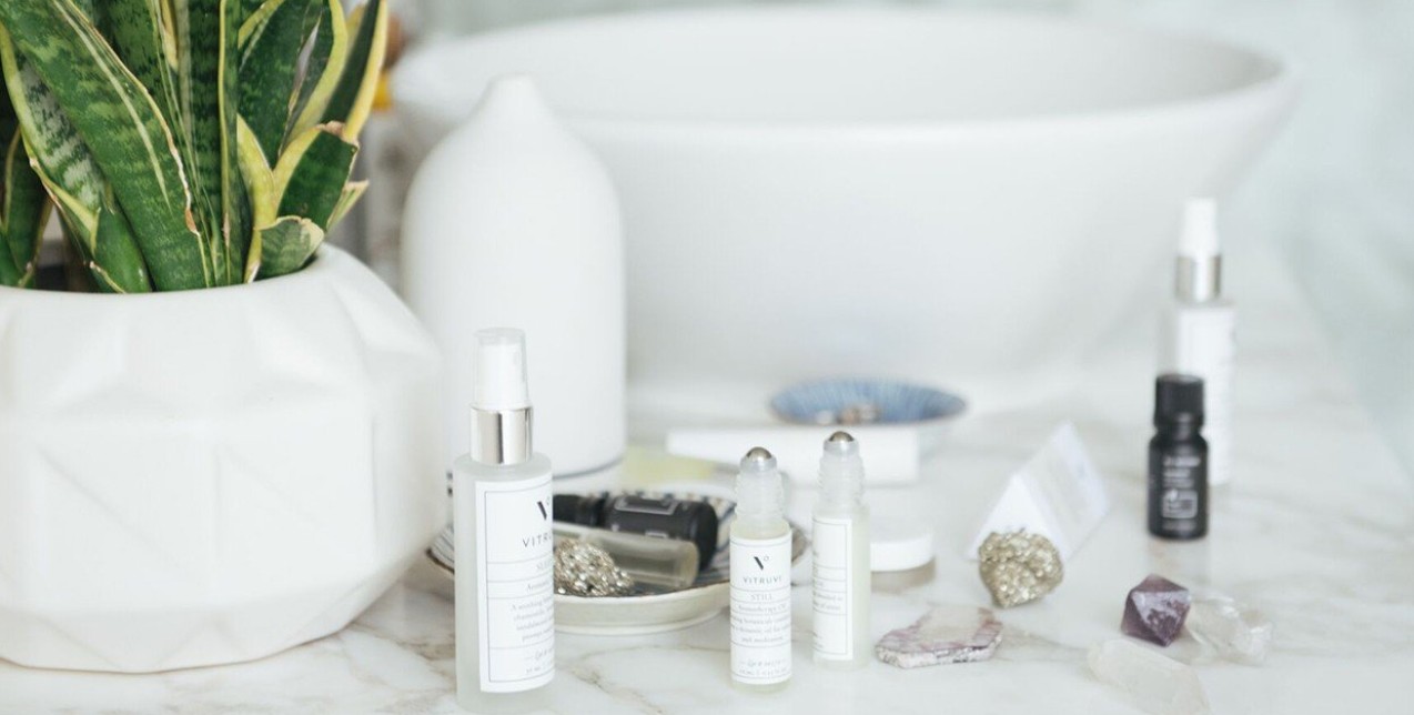 Τα αιθέρια έλαια που υπόσχονται να βελτιώσουν την ποιότητα του ύπνου σας