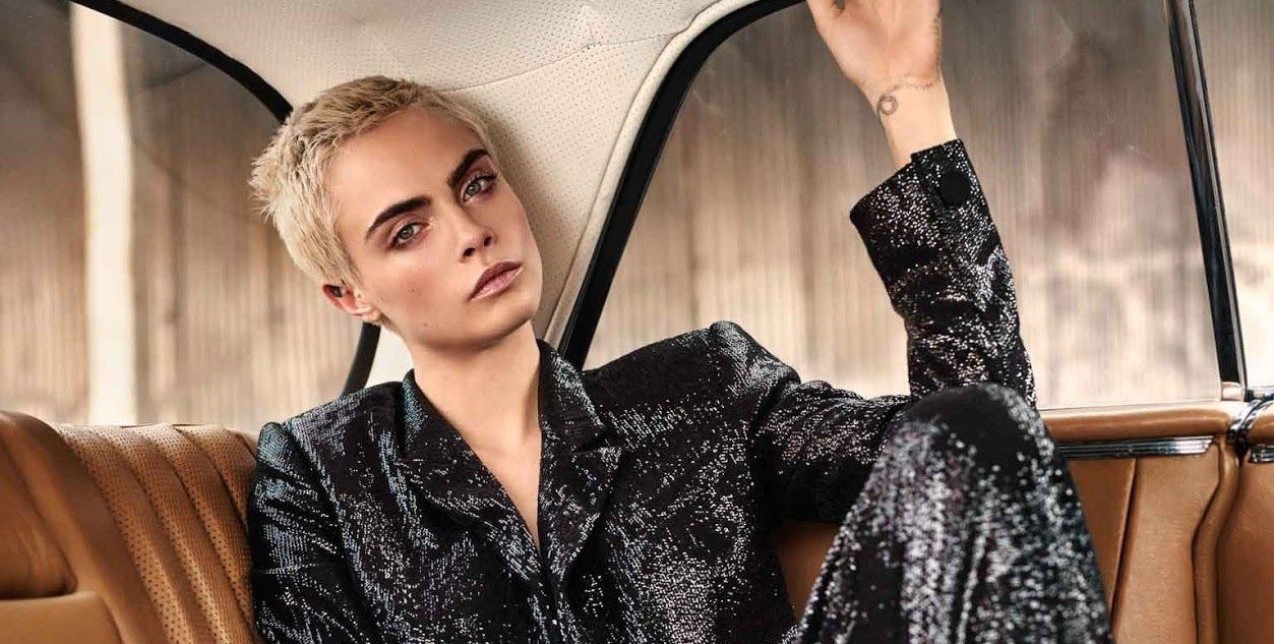 Η Cara Delevingne αποκαλύπτει τα beauty tips και makeup must-haves της