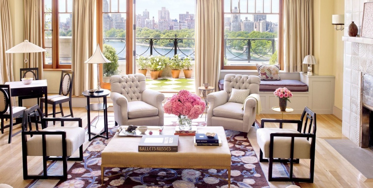 Μία ματιά στο τέλειο σπίτι και τον κήπο της Bette Midler στο Manhattan