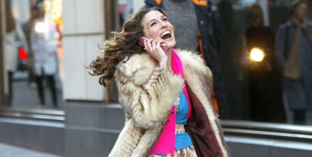 Τα κομμάτια που θα σας χαρίσουν το στιλ της Carrie Bradshaw