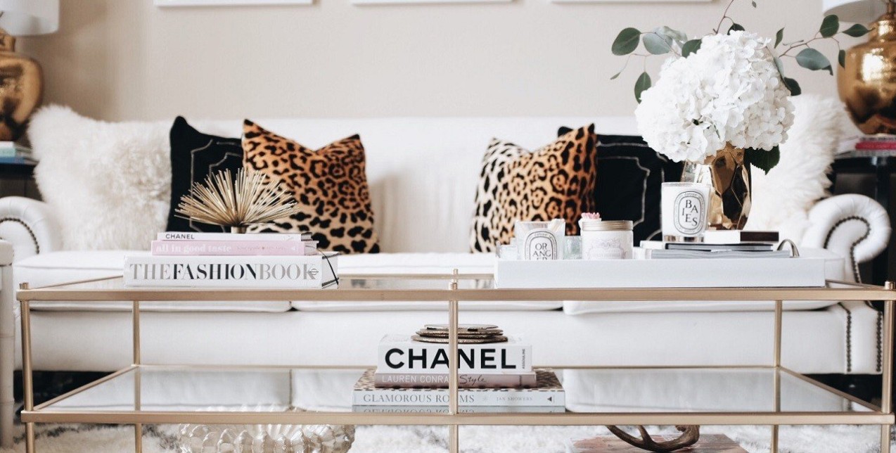 Διακοσμήστε το coffee table σας για τον χειμώνα και μεταμορφώστε το σαλόνι σας