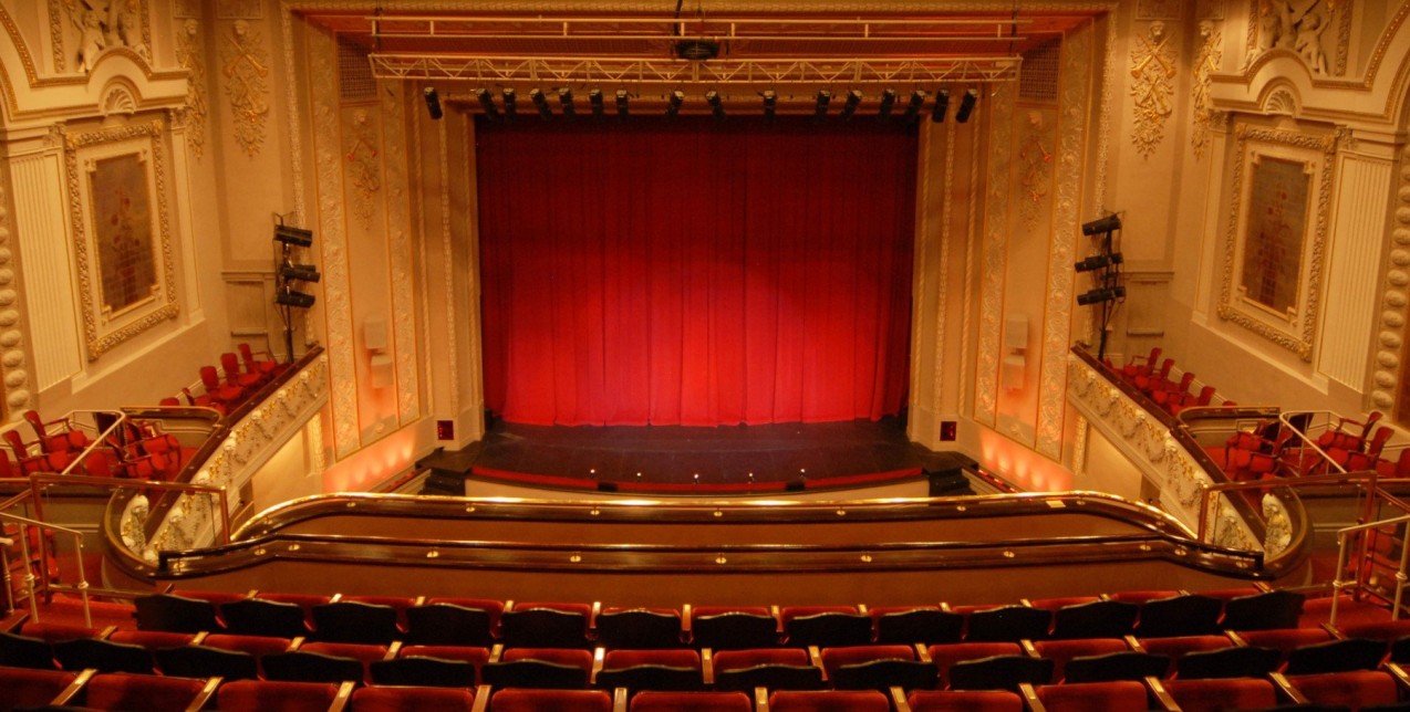 Οι παραστάσεις που δεν πρέπει να χάσετε τον Νοέμβριο στη Θεσσαλονίκη