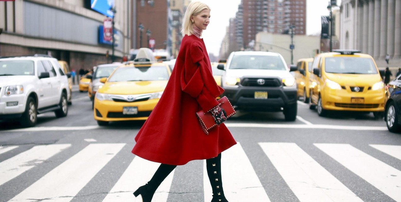 Look of the week: Αυτό είναι το hot χρώμα της σεζόν 