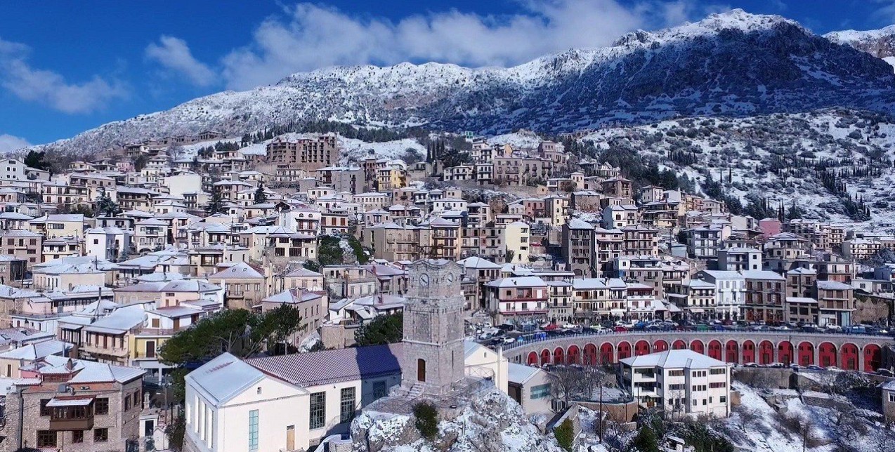 Αράχωβα: 24 ώρες στον απόλυτα κοσμοπολίτικο χειμερινό προορισμό 