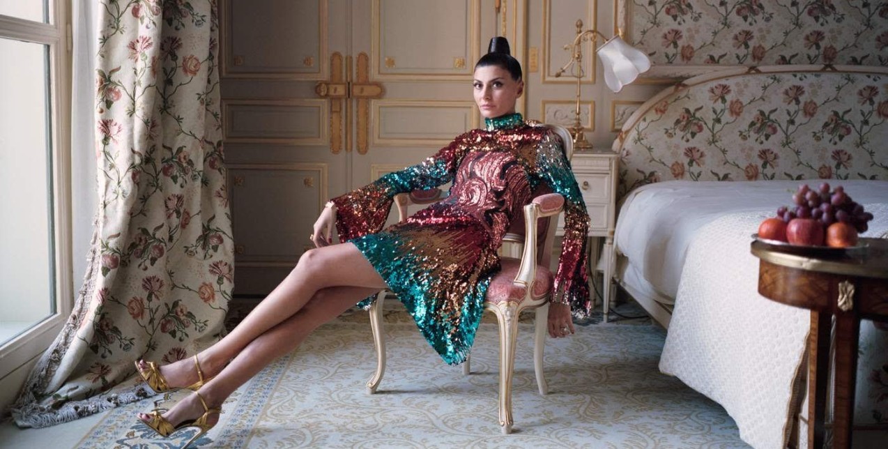 Look of the week: Αυτά είναι τα party dresses που φορούν οι celebrities 