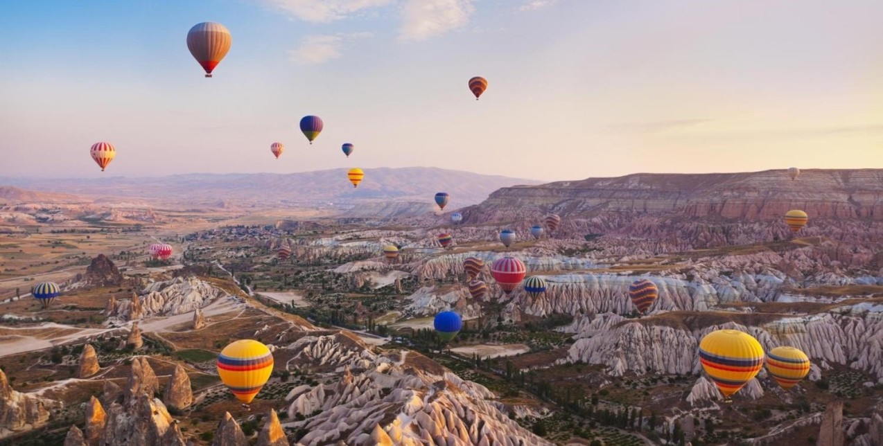 3 ζευγάρια travel bloggers μας προτείνουν προορισμούς για να ταξιδέψετε με το ταίρι σας