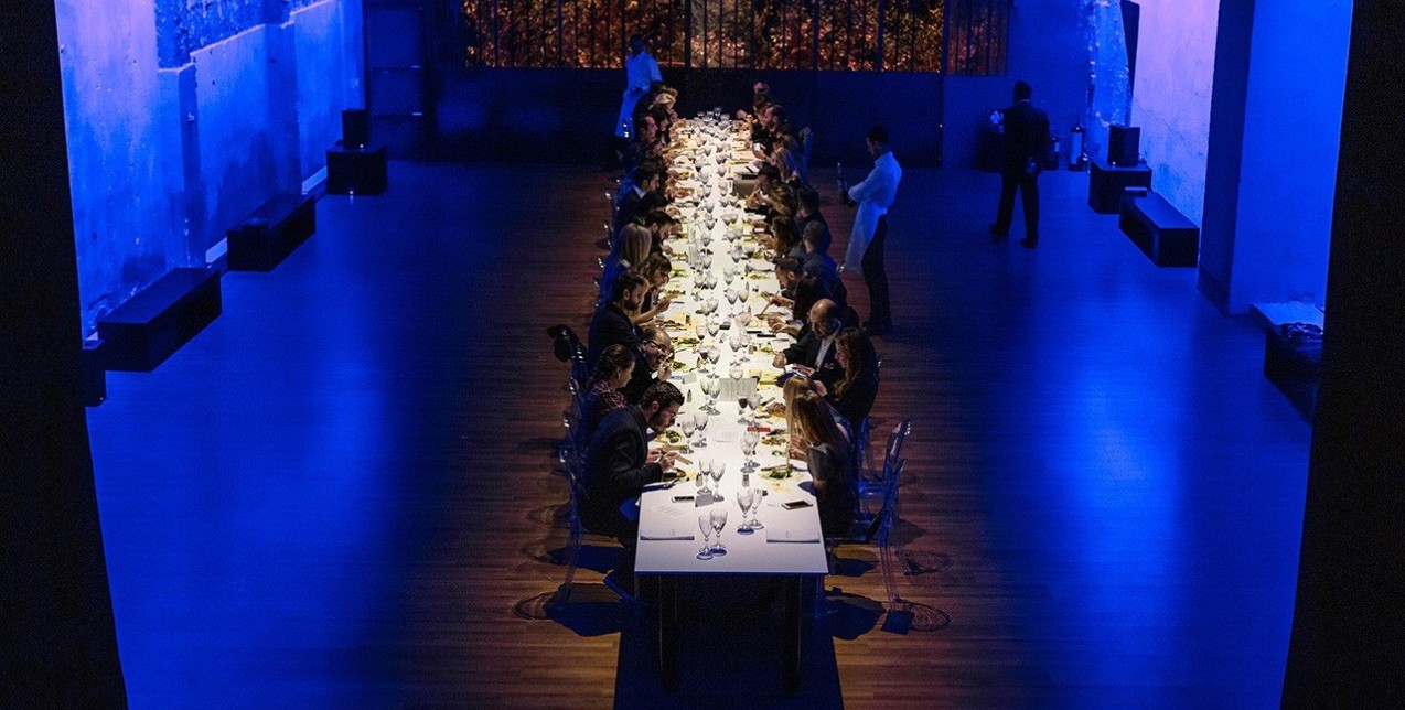 Το εορταστικό Hermès private dinner με παιχνιδιάρικη διάθεση άφησε εποχή