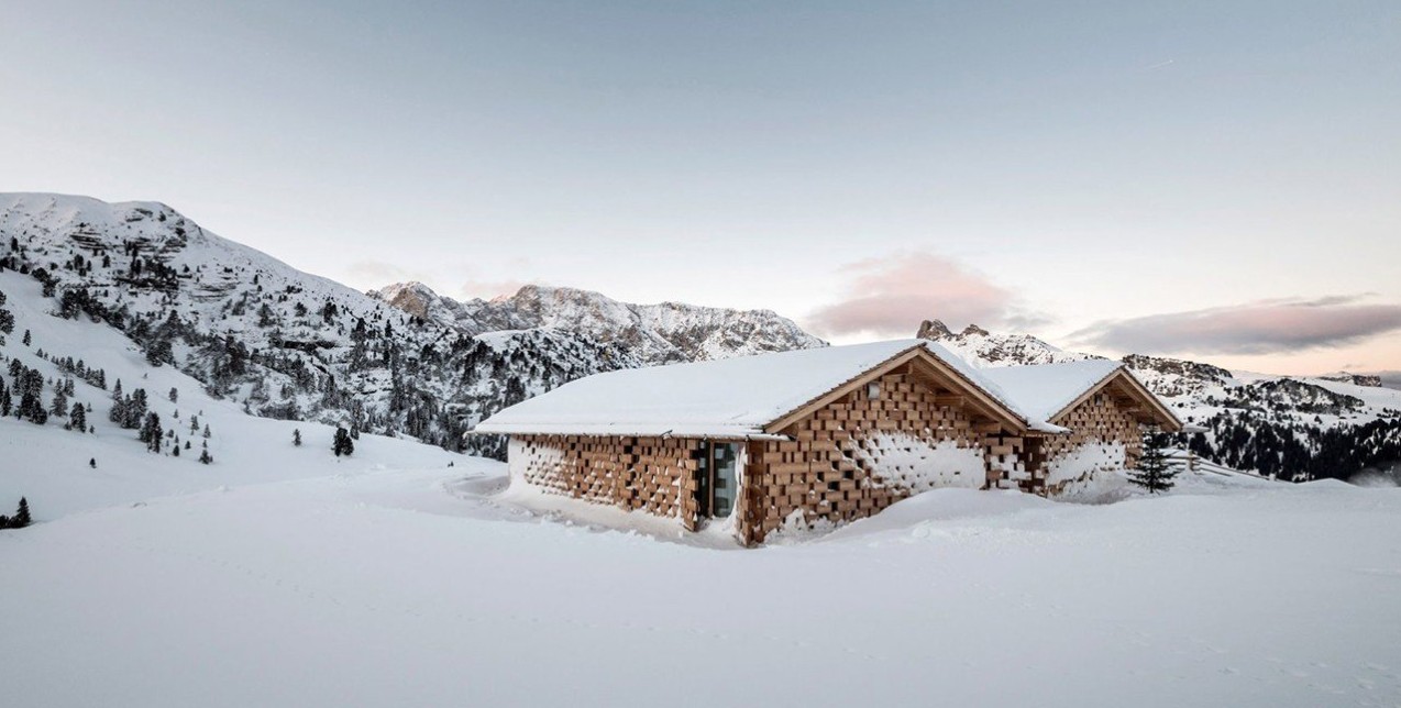 Ένα ιστορικό Αλπικό καταφύγιο επεκτάθηκε κι έγινε ονειρικό