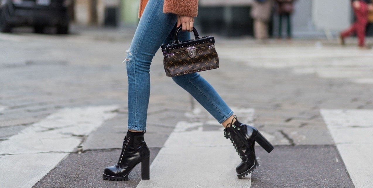 10 τρόποι να μετατρέψετε τα jeans σας σε winter must