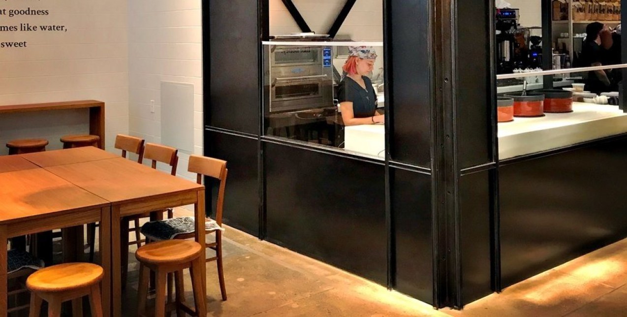 Ο Έλληνας που προσφέρει πρωινό στην καρδιά του Manhattan