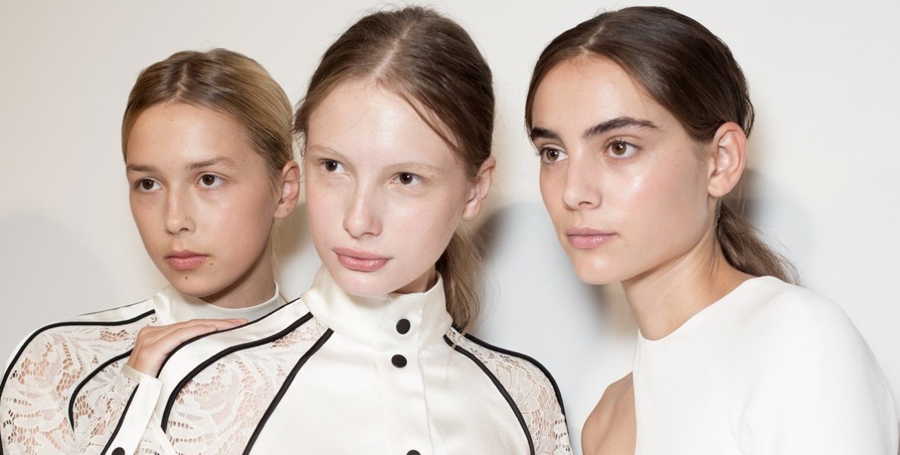 Έτσι θα επαναφέρετε τη λάμψη στο δέρμα σας μετά τις γιορτές 