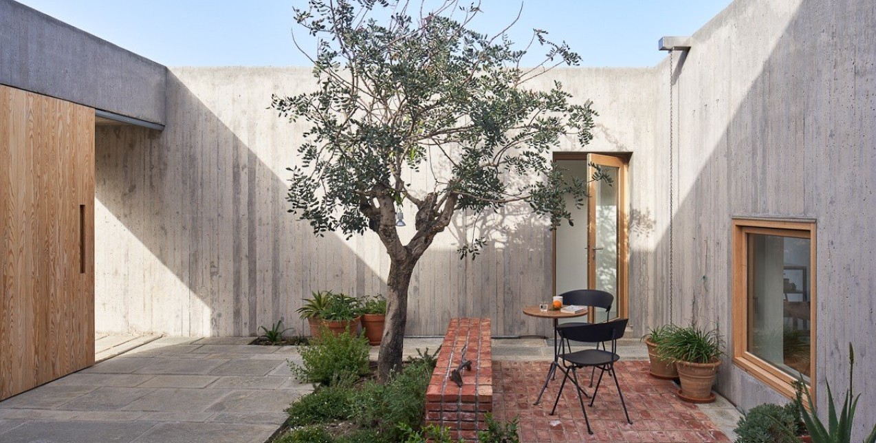 H κατοικία των windsurfers στην Κάρπαθο που κάνει τον γύρο του κόσμου