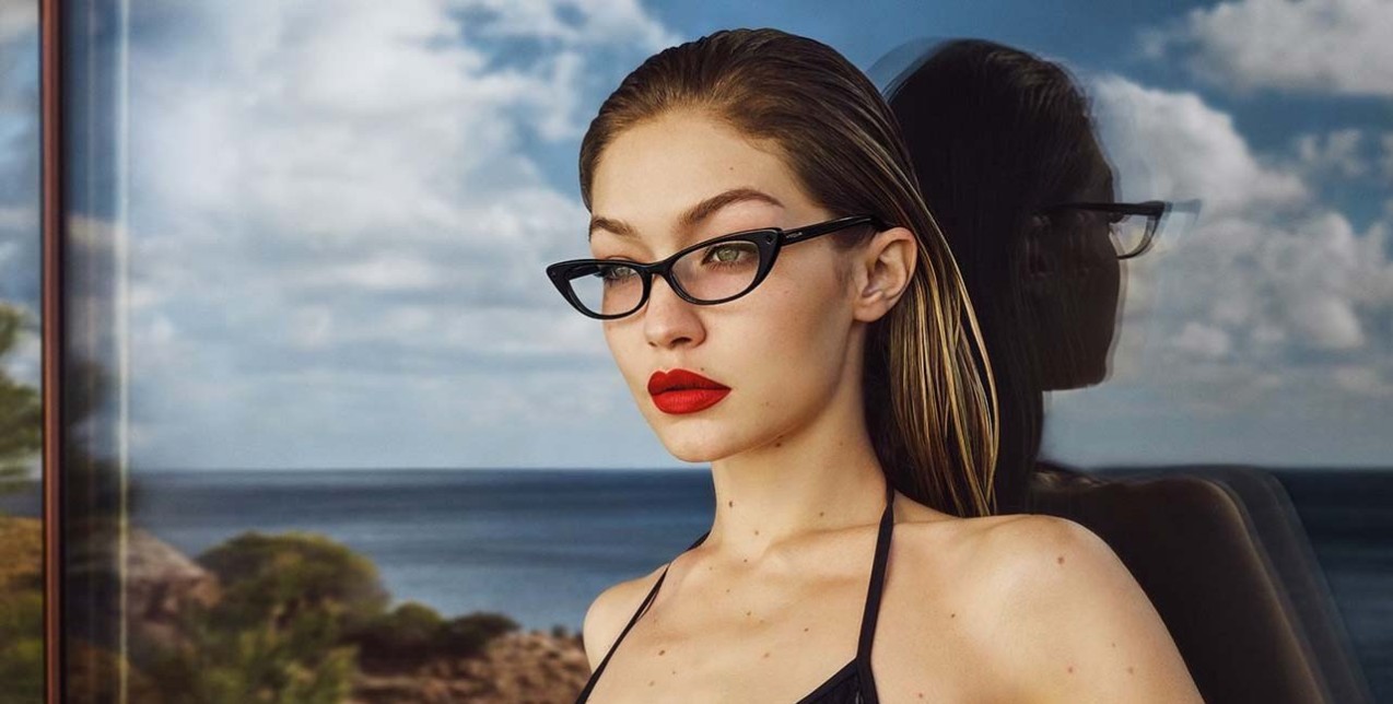 Μ' αυτόν τον απλό τρόπο θα μετατρέψετε κάθε glossy κραγιόν σας σε ματ 