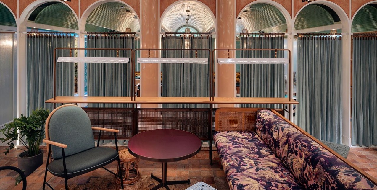 Ένα απίθανο εστιατόριο στο Hong Kong με αγγλική νοοτροπία και μυστήριο