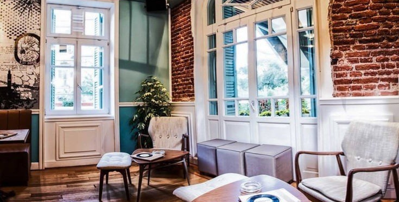 Πήγαμε βόλτα από τη Βασιλίσσης Όλγας ως την Ανθέων και το Φάληρο