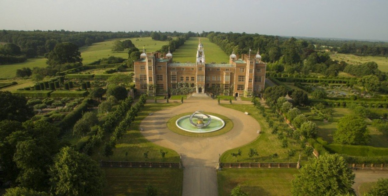 The Favourite: Το μαγικό μέρος όπου γυρίστηκε η ταινία του Γιώργου Λάνθιμου