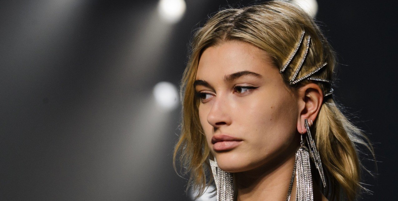 Hair clips: Πώς να φορέσετε το πιο hot item της σεζόν