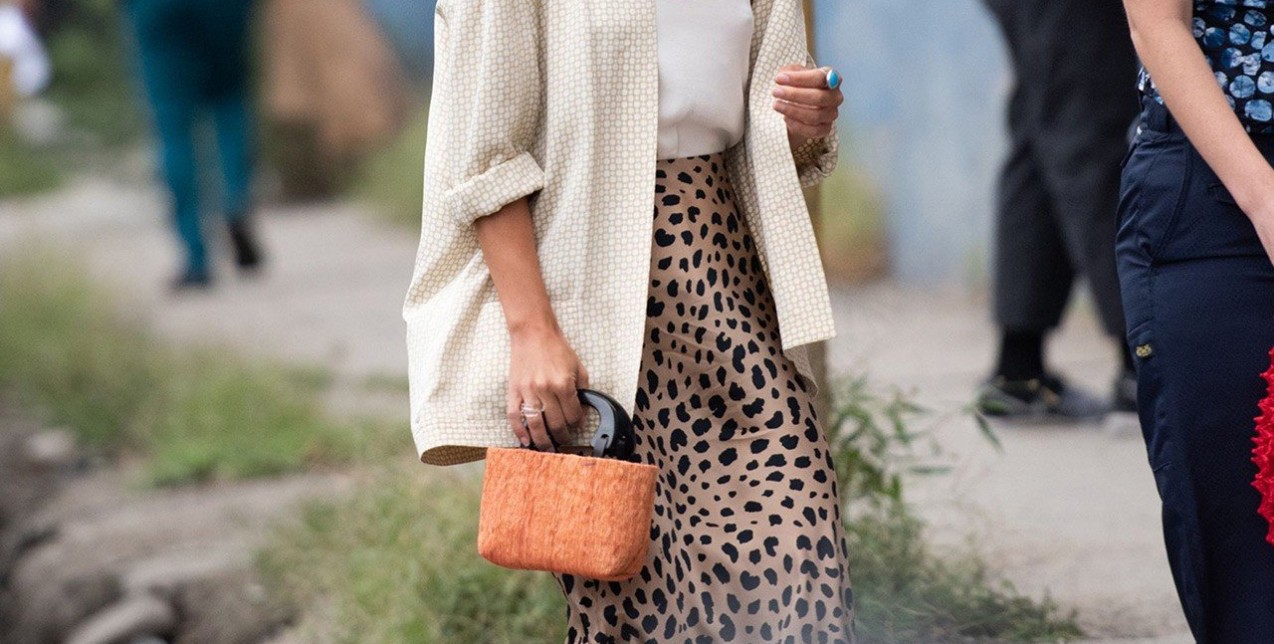 Φορέστε τη must have φούστα της σεζόν που λατρεύουν τα fashion girls