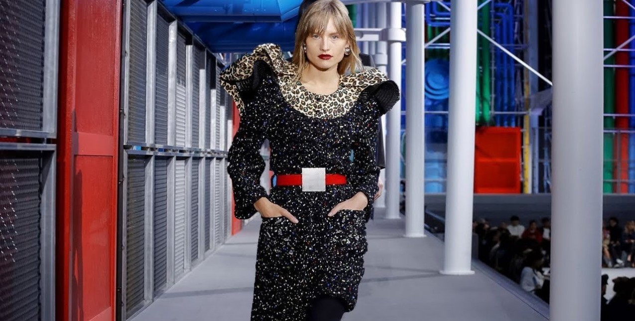 Η αυλαία της Εβδομάδας Μόδας του Παρισιού πέφτει με δύο υπέροχα shows