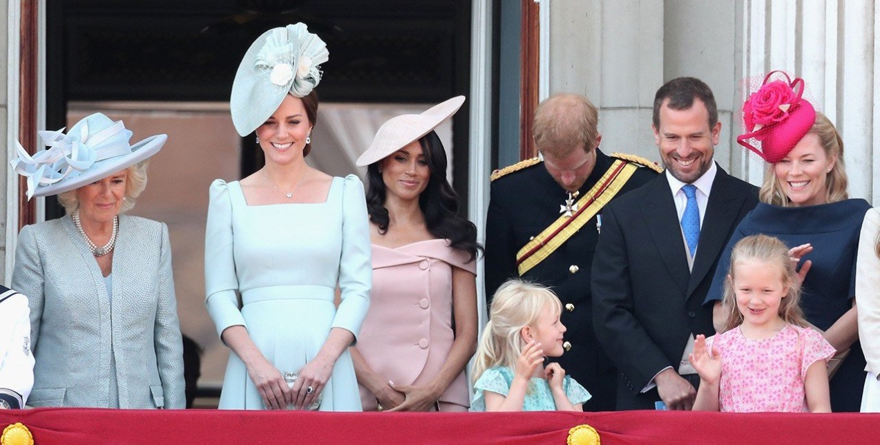 Royal ladies: Ποια hot χρώματα της σεζόν φόρεσαν πρώτες οι γαλαζοαίματες