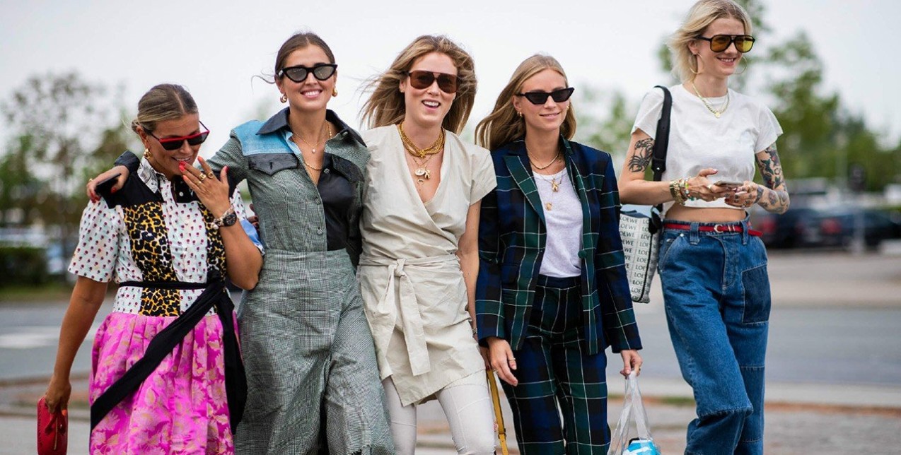Πώς να τονώσετε την αυτοπεποίθησή σας με τα outfits που φοράτε