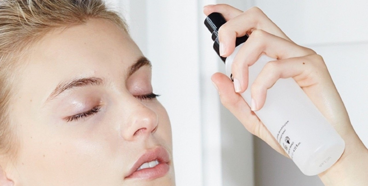 Face mists: Για τέλεια makeup looks και άψογο δέρμα είναι ό,τι πρέπει