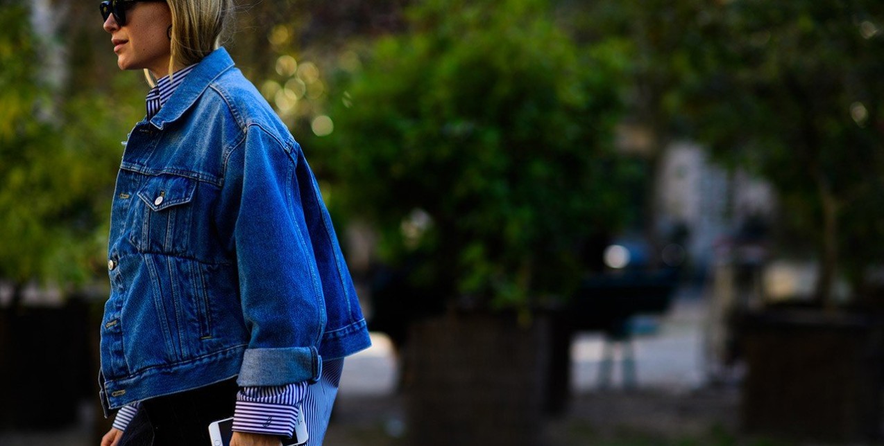 Όλες χρειάζεστε ένα jean jacket αυτή την περίοδο 