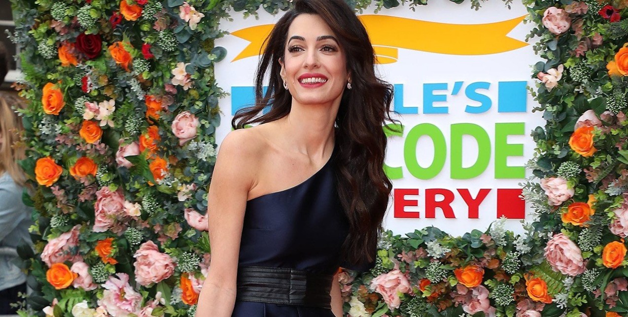 Δείξτε νεότερες με τα χρώματα που προτιμούν οι celebrities άνω των 40 