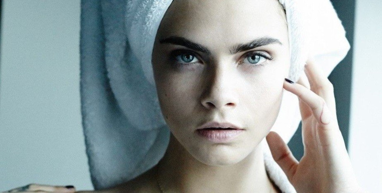 Αυτοί είναι οι καλύτεροι τρόποι για να αφαιρέσετε το μακιγιάζ σας
