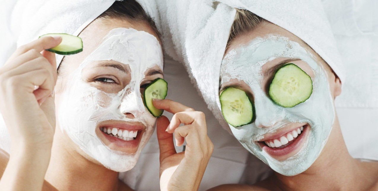 Λαμπερό δέρμα: Πώς να κάνετε μάσκες προσώπου με επαγγελματικό τρόπο