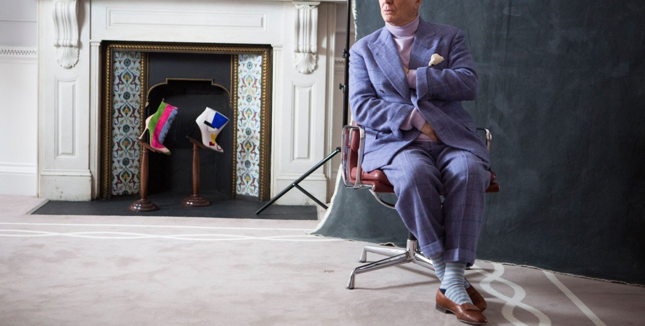 Ο Manolo Blahnik αποδεικνύει τη διαχρονικότητά του μέσα από μια έκθεση