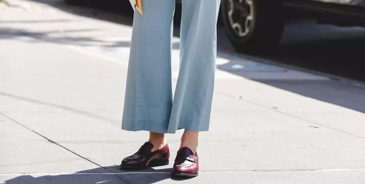 10 + 2 flat ζευγάρια για κομψές και άνετες εμφανίσεις στο γραφείο 