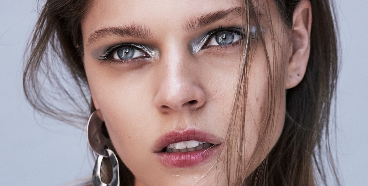 Metallics: Η πιο αστραφτερή πρόταση για το μακιγιάζ των γιορτών