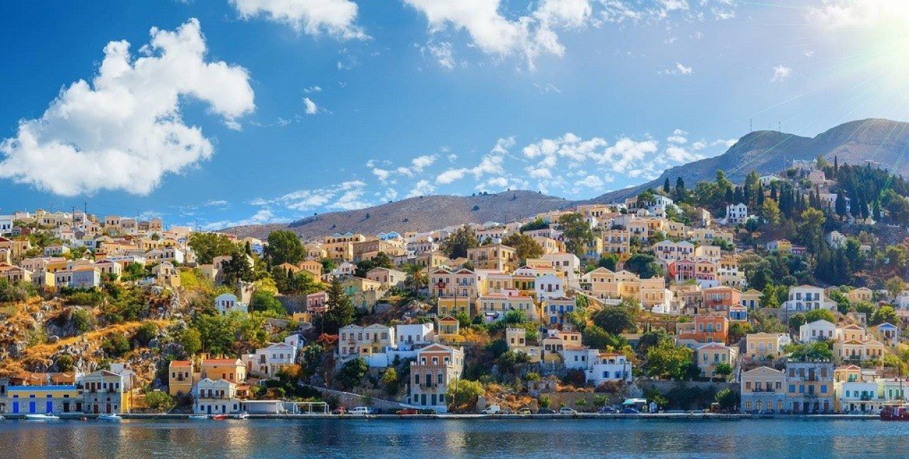 Το απόλυτα ρομαντικό νησί των Δωδεκανήσων σας περιμένει να το ανακαλύψετε