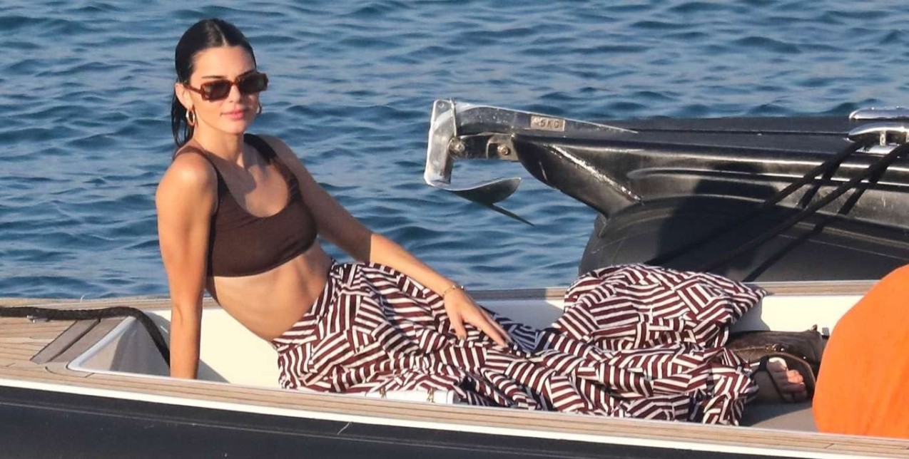 Ποιους ελληνικούς προορισμούς επέλεξαν οι celebrities για τις φετινές διακοπές τους