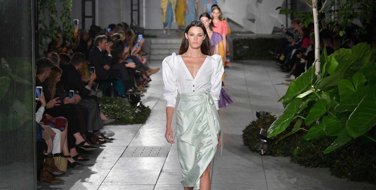10 στιγμές από την Εβδομάδα Μόδας της Νέας Υόρκης που ξεχωρίσαμε 