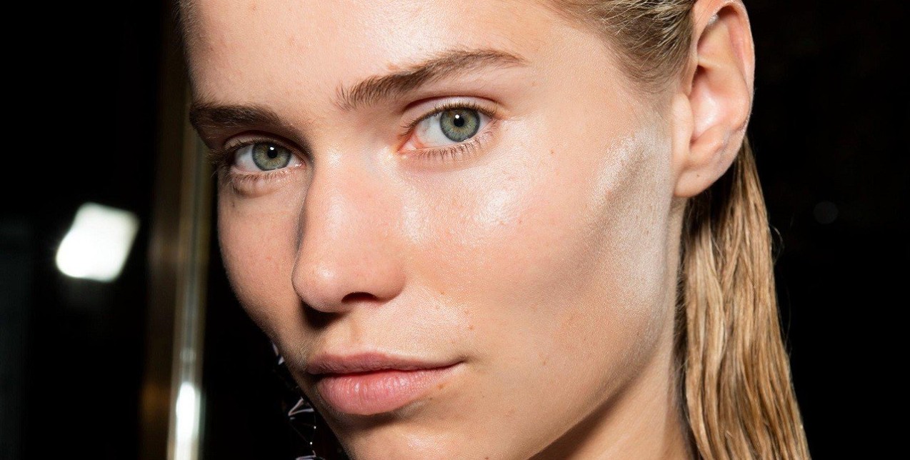 Skincare acids: Πώς να επιλέξετε το σωστό για να δείτε τα μέγιστα αποτελέσματα 