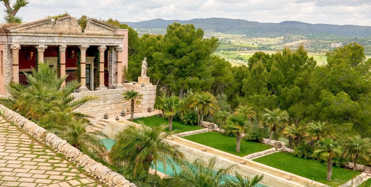 Η Villa Elena είναι το νέο παραμυθένιο απόκτημα του interior designer Jacques Garcia 