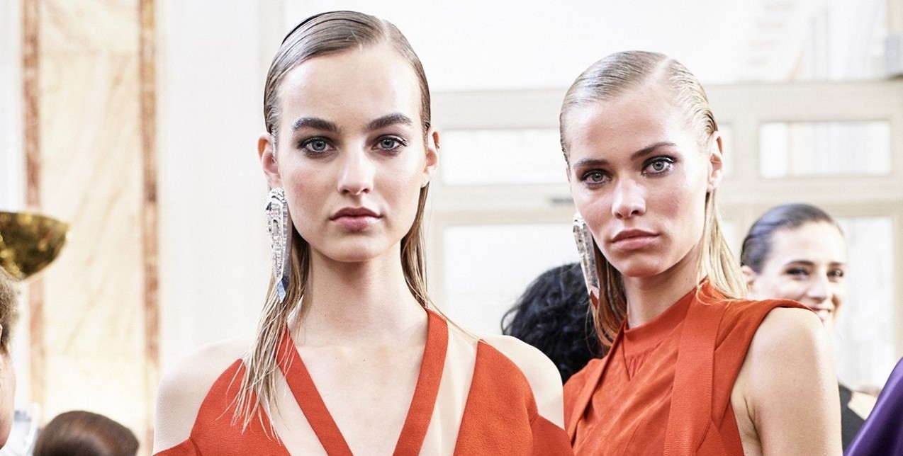 Έξοδος μετά τις βουτιές σας; Αυτά είναι τα χτενίσματα που θα σας σώσουν