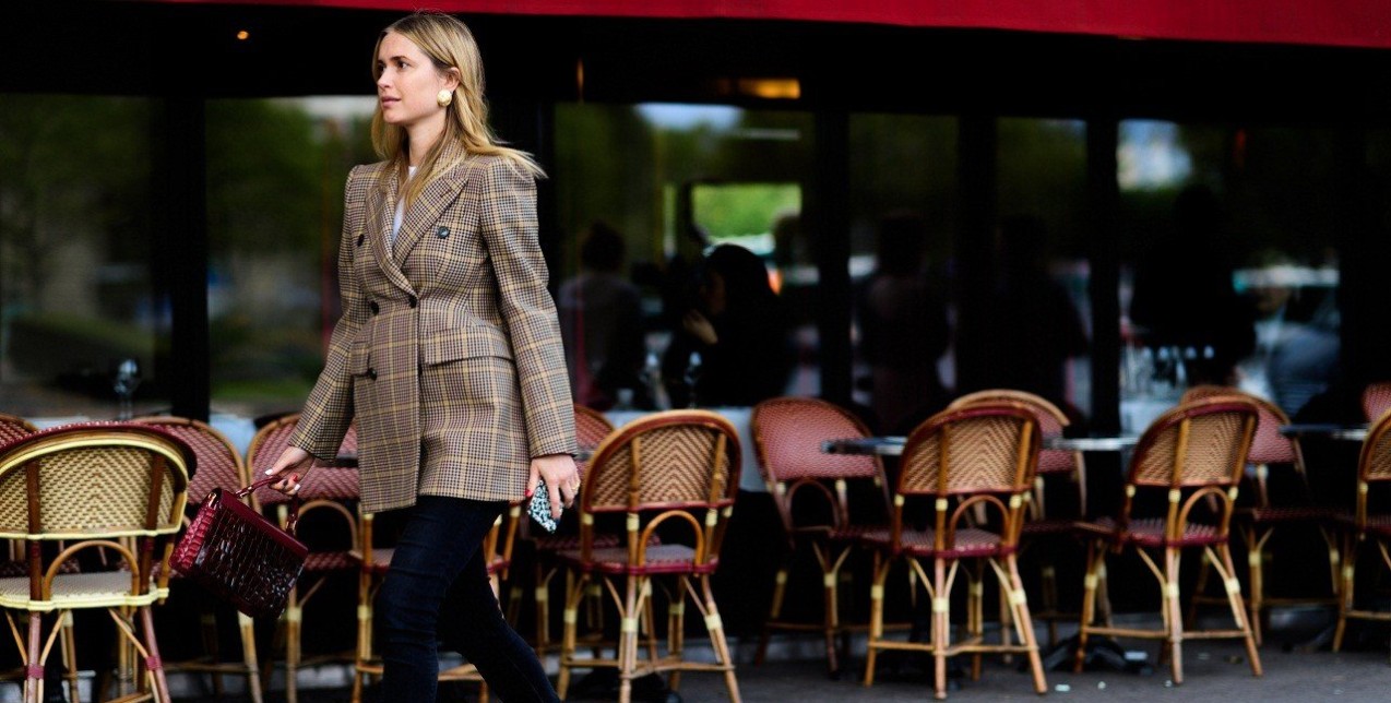 Γυναικείο σακάκι: Ένα ιστορικό item που ξεχωρίζει στους αιώνες και εξυμνεί τον φεμινισμό