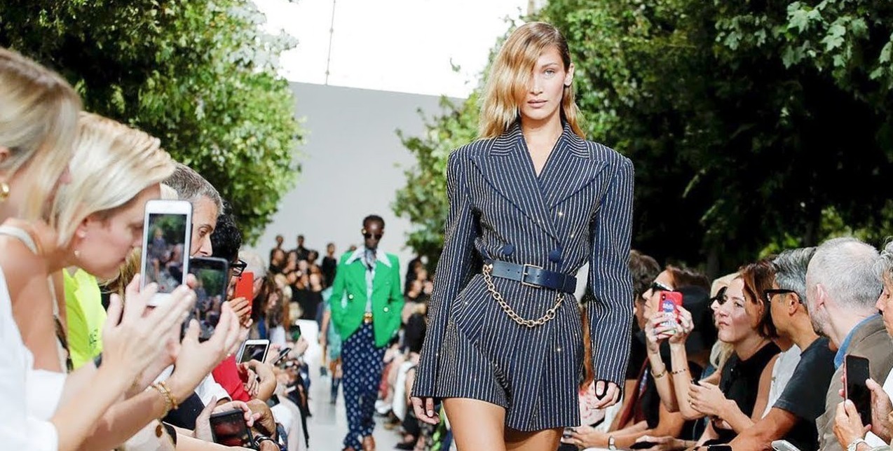 New York Fashion Week: Michael Kors και Marc Jacobs εντυπωσίασαν με τις δημιουργίες τους