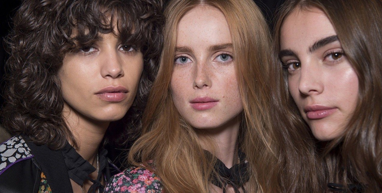 Αποκτήστε ξανά τη χαμένη λάμψη στο πρόσωπό σας με αυτά τα βήματα