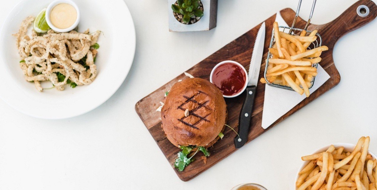 Τα απίθανα spots της πόλης που θα λατρέψουν οι burger lovers 