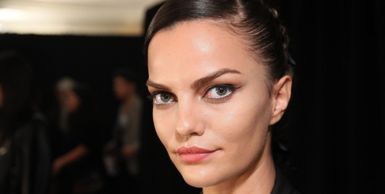Τι είναι το lash lift; Μάθετε τα πάντα πριν κλείσετε ραντεβού