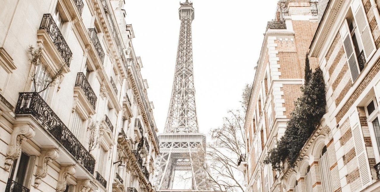 8 λόγοι για να επισκεφτείτε το Παρίσι τα Χριστούγεννα 