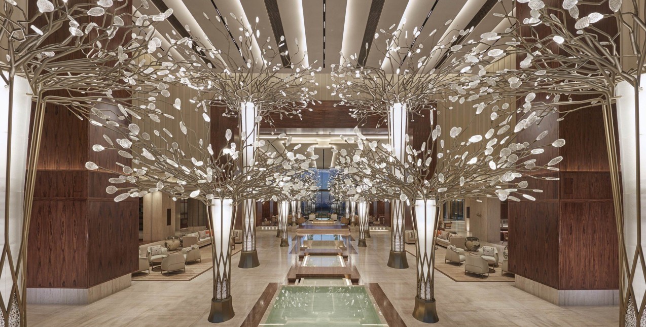 7 συγκλονιστικά ξενοδοχεία για εσάς που επιθυμείτε να περάσετε Χριστούγεννα στην έρημο 