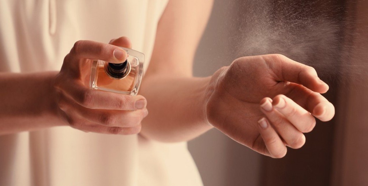 9 κλασικά φθινοπωρινά αρώματα που ξεχωρίσαμε και ίσως έχετε ήδη στο νεσεσέρ σας 